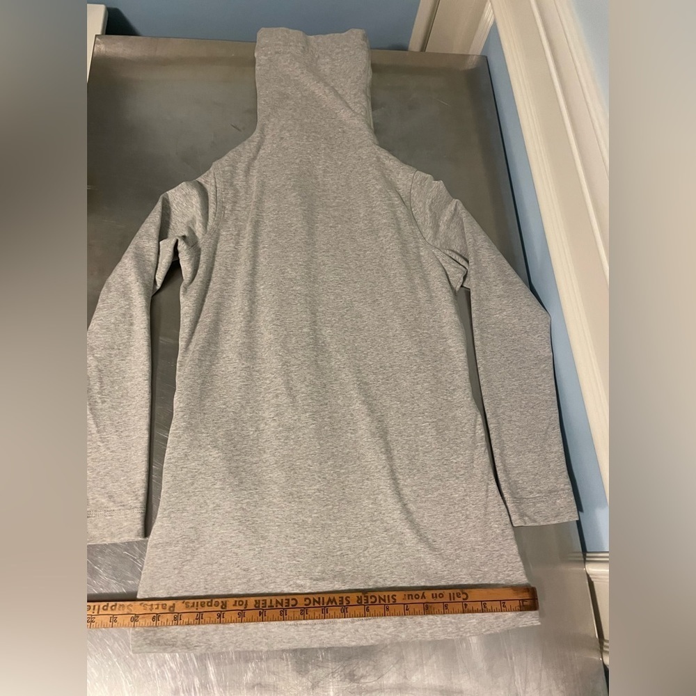 Lululemon - Savasana Wrap - US8 - Picture 10 of 15